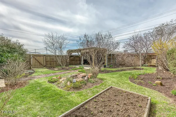 $630,000 | 604 West Maple Street, Johnson City, TN 37604