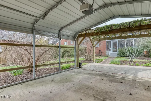$630,000 | 604 West Maple Street, Johnson City, TN 37604