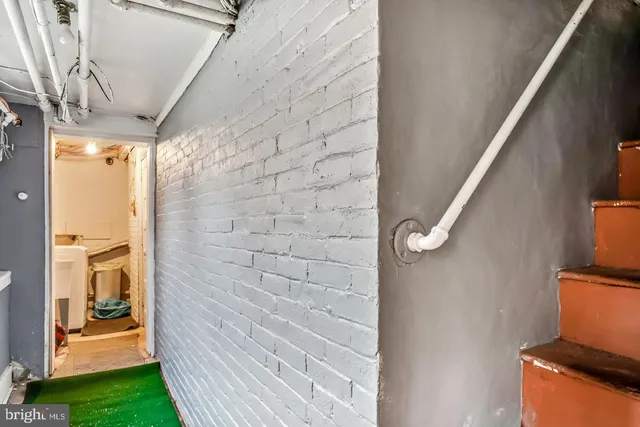 $500,000 | 6243 Carpenter Street, Philadelphia, PA 19143