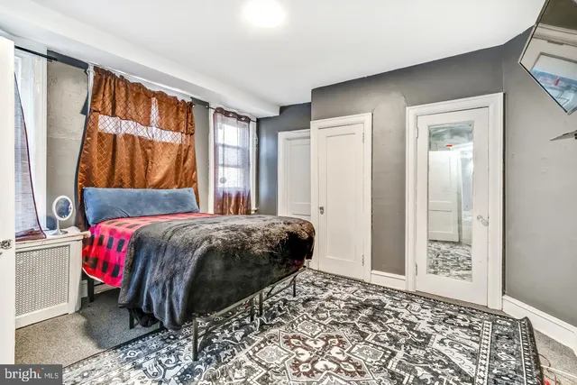 $500,000 | 6243 Carpenter Street, Philadelphia, PA 19143