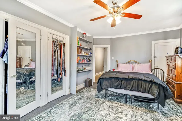 $500,000 | 6243 Carpenter Street, Philadelphia, PA 19143