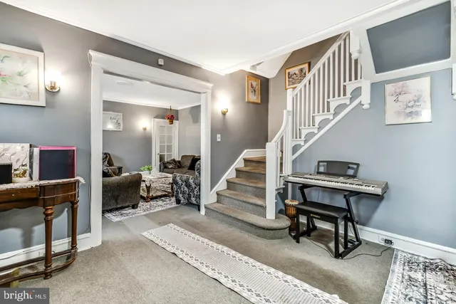 $500,000 | 6243 Carpenter Street, Philadelphia, PA 19143