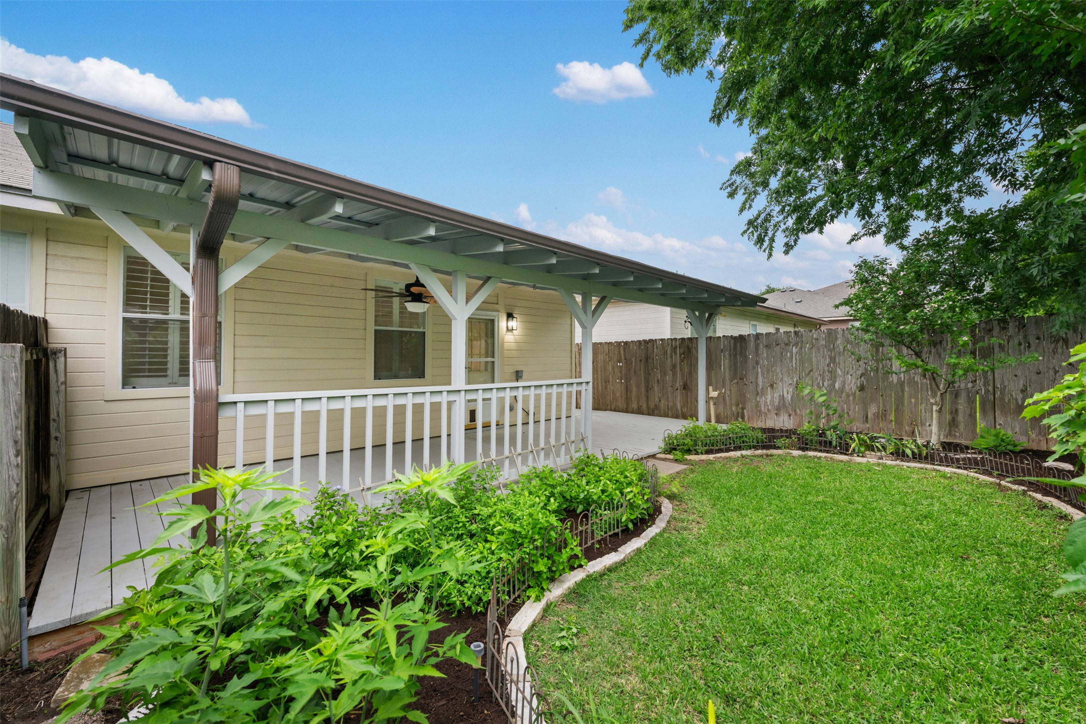 2429 A Curry Loop Round Rock, TX 78664 - Photo 20 of 28 a front view of a house with a yard