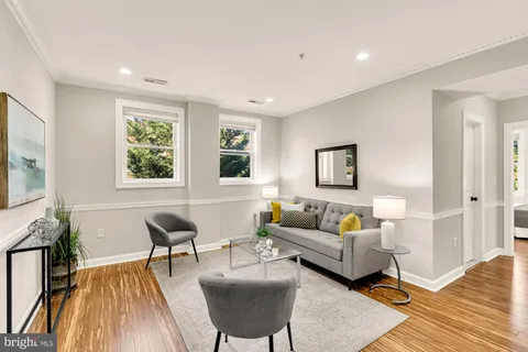 $389,000 | 5040 1st Street Northwest, Unit 401, Washington, DC 20011