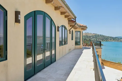 $12,000,000 | 3680 Paradise Drive, Tiburon, CA 94920
