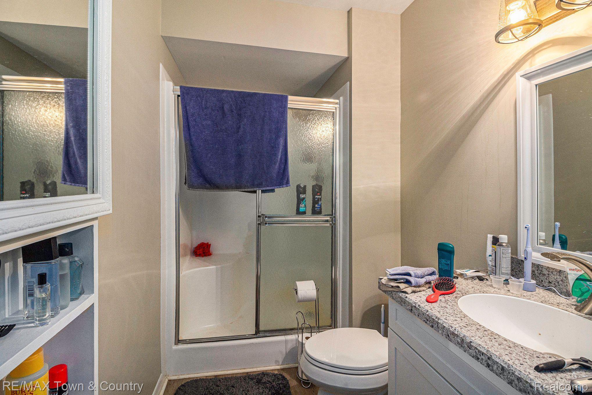8040 Potter Road Flushing, MI 48433 - Photo 15 of 36 Gallery Image 15