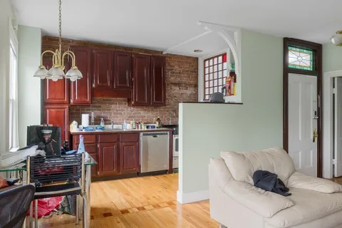 $2,395,000 | 407 A Broadway, Cambridge, MA 02138