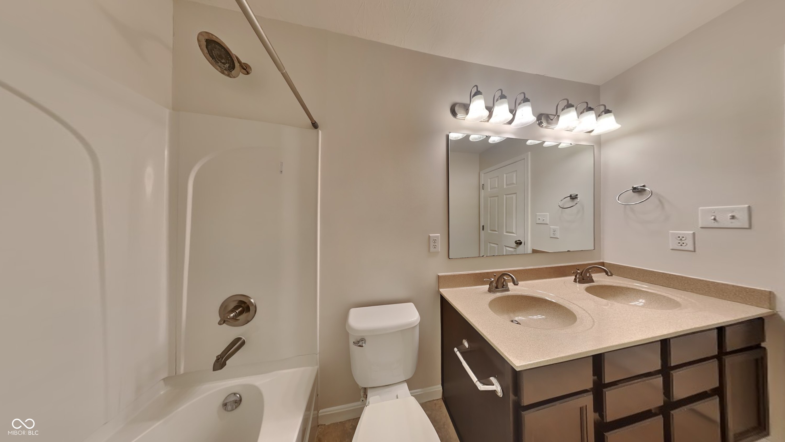 2580 Cabin Hill Road Indianapolis, IN 46229 - Photo 19 of 23 Gallery Image 19