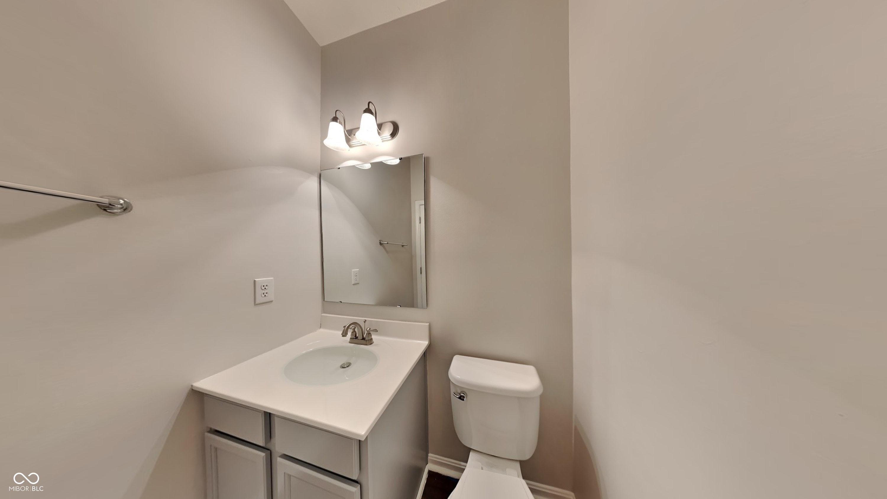 2580 Cabin Hill Road Indianapolis, IN 46229 - Photo 8 of 23 Gallery Image 8