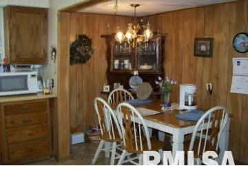 239 Fair Flora, IL 62839 - Photo 3 of 9 Gallery Image 3
