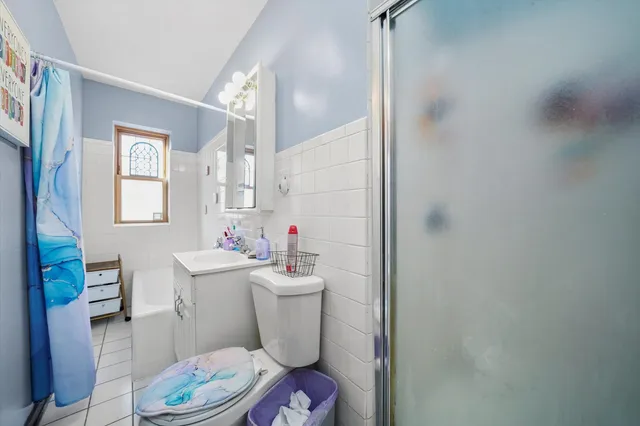 $199,999 | 10909 South Longwood Drive, Unit 3, Chicago, IL 60643