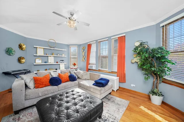 $199,999 | 10909 South Longwood Drive, Unit 3, Chicago, IL 60643