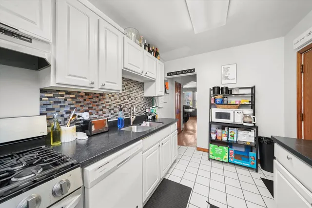 $199,999 | 10909 South Longwood Drive, Unit 3, Chicago, IL 60643