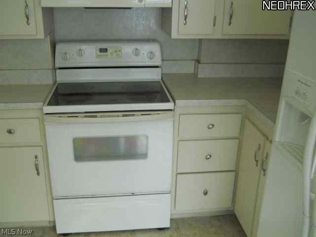 3042 Keswick Road Cleveland, OH 44120 - Photo 7 of 11 Gallery Image 7