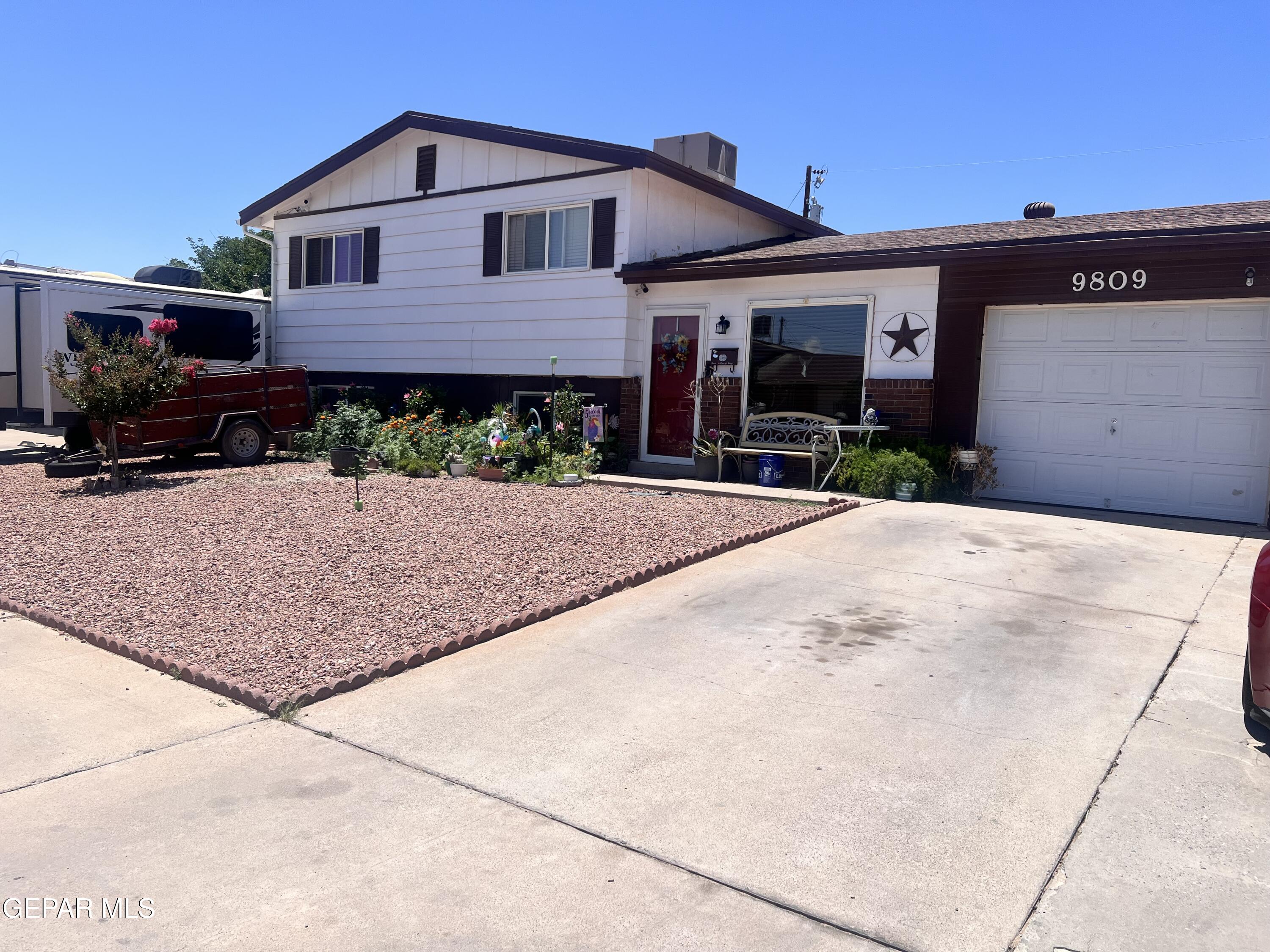 9809 Goby Street El Paso, TX 79924 - Photo 3 of 7 IMG_3917