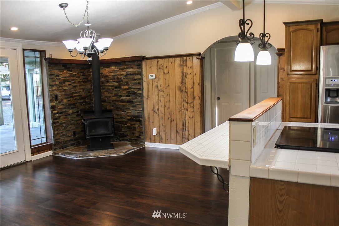 17946 Littlerock Road Southwest Rochester, WA 98579 - Photo 9 of 25