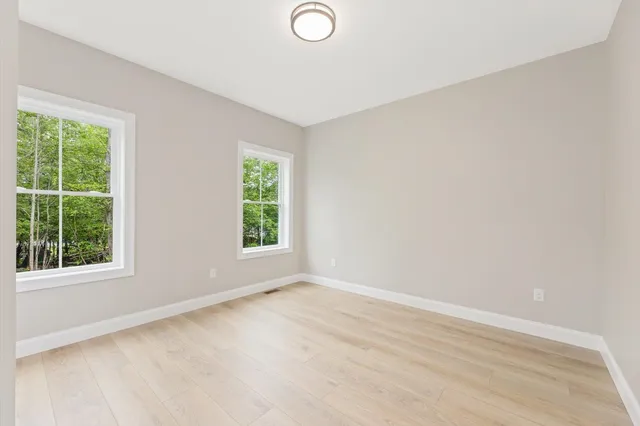 $829,900 | 38 Moose Brook Lane, Hancock, NH 03449