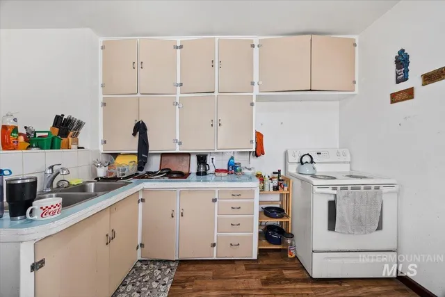 $284,000 | 800 North Lincoln Avenue, Jerome, ID 83338