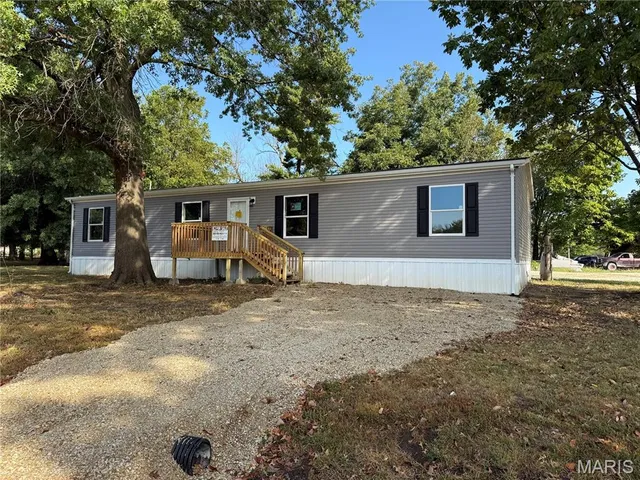 $164,900 | 209 East Cedar Street, Bellflower, MO 63333