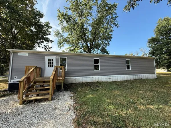 $159,900 | 209 East Cedar Street, Bellflower, MO 63333