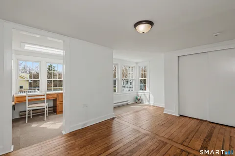 $1,800,000 | 371 Wilton Road West, Ridgefield, CT 06877