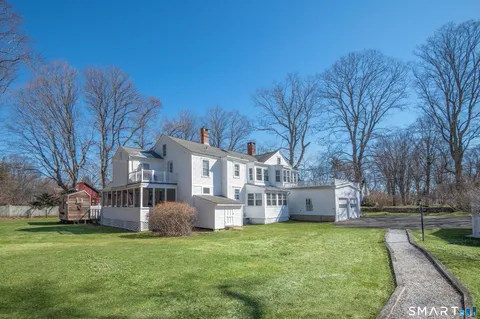 $1,800,000 | 371 Wilton Road West, Ridgefield, CT 06877