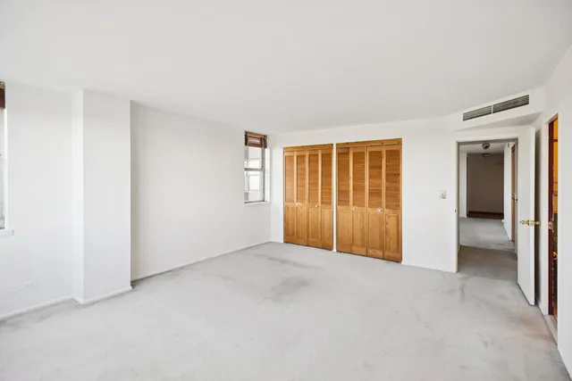 $160,000 | 6301 North Sheridan Road, Unit 6K, Chicago, IL 60660