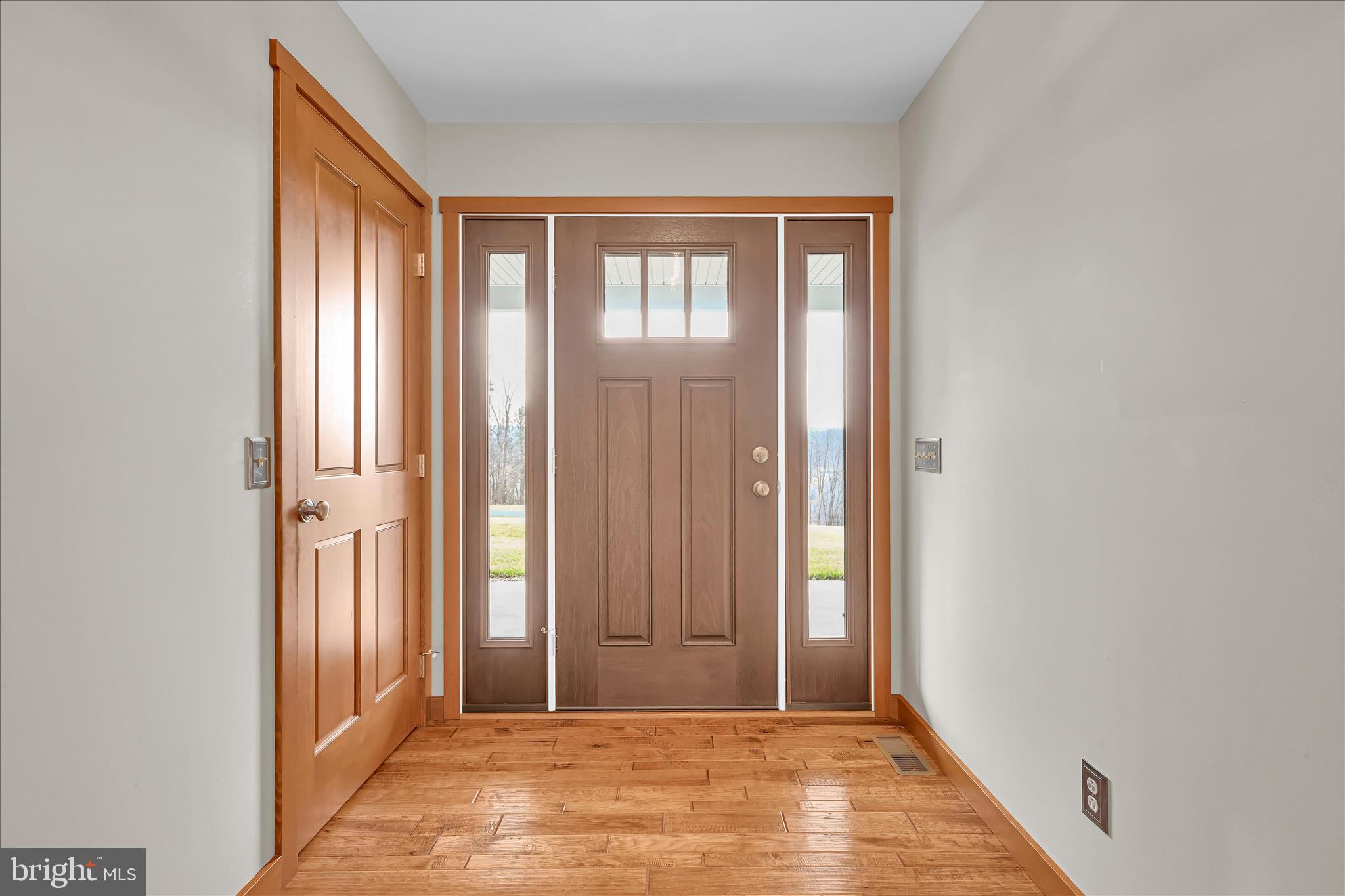 643 Deturksville Road Pine Grove, PA 17963 - Photo 24 of 59 Foyer