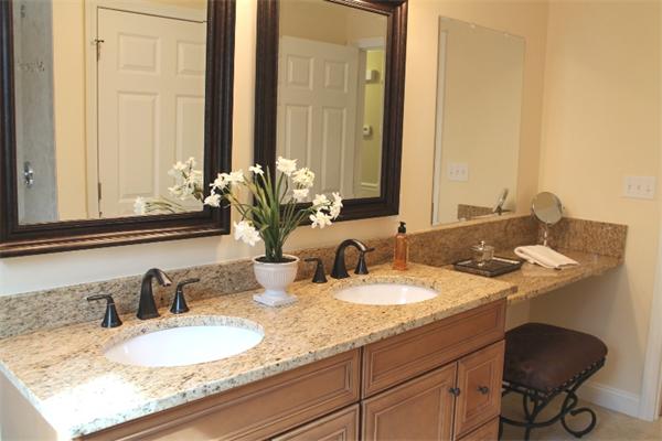 10 Hadley Road Lexington, MA 02420 - Photo 8 of 20 Gallery Image 8