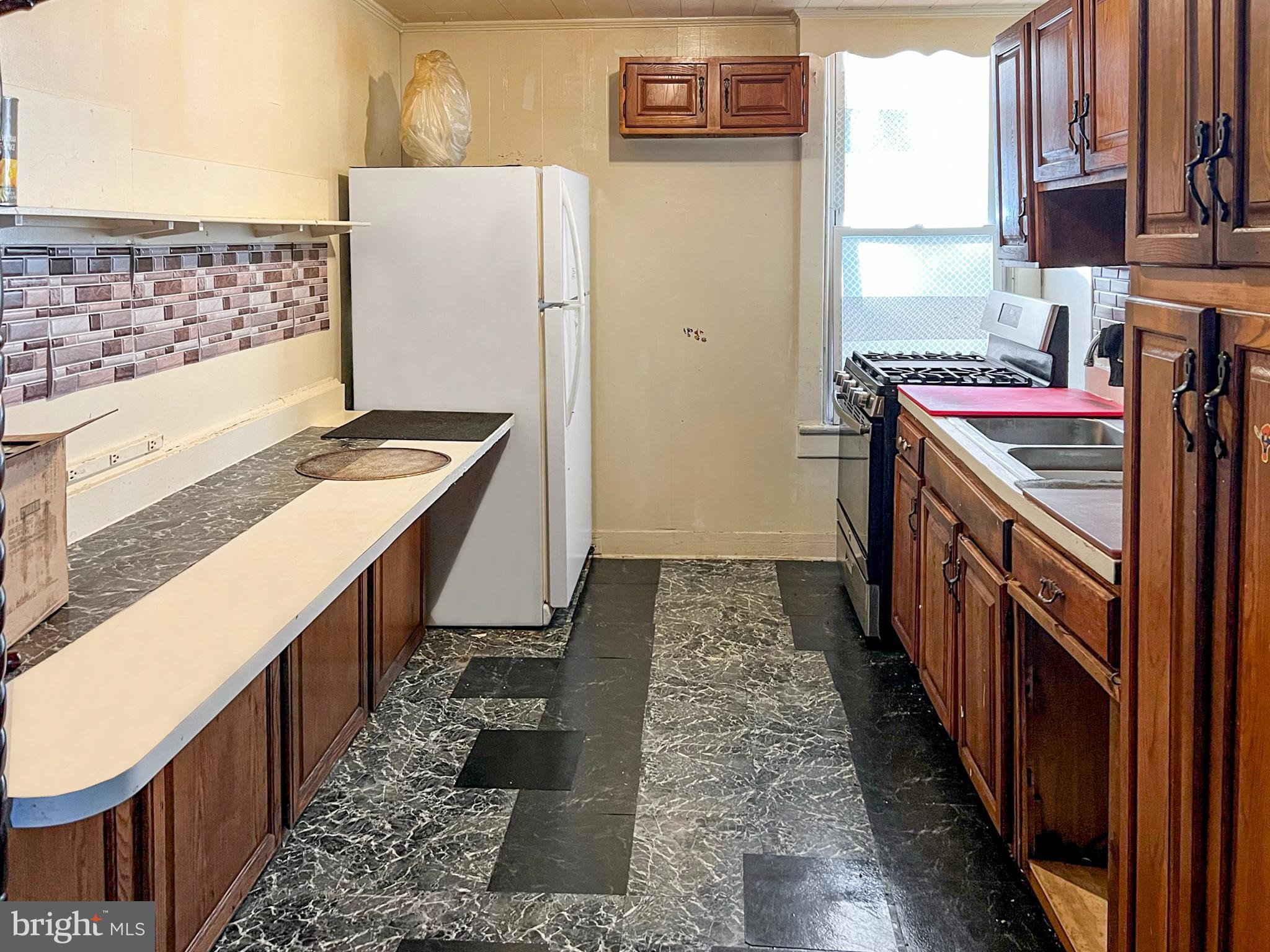 409 69th Place Capitol Heights, MD 20743 - Photo 4 of 6