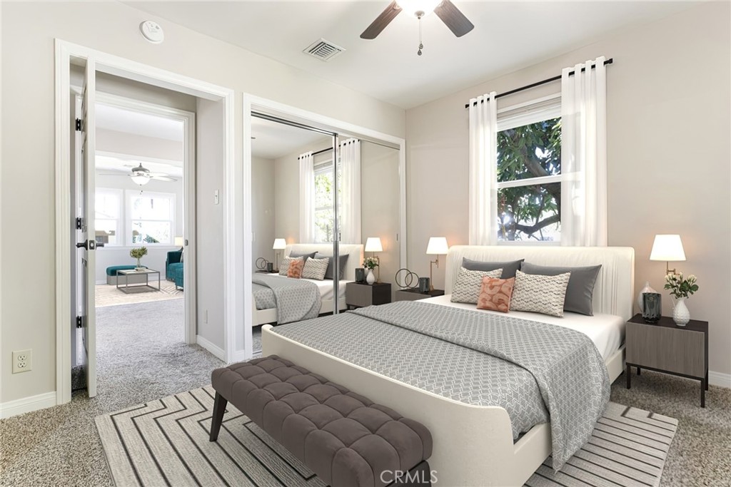 10404 Leolang Avenue Sunland, CA 91040 - Photo 17 of 37 a bedroom with double bed and a window