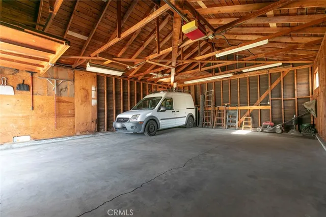 $985,000 | 10404 Leolang Avenue, Sunland, CA 91040