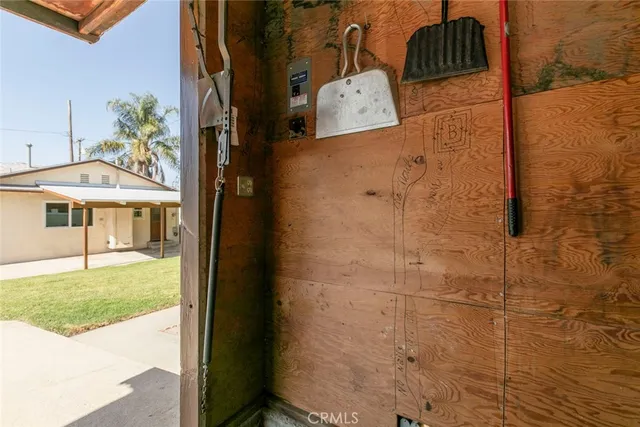 $985,000 | 10404 Leolang Avenue, Sunland, CA 91040