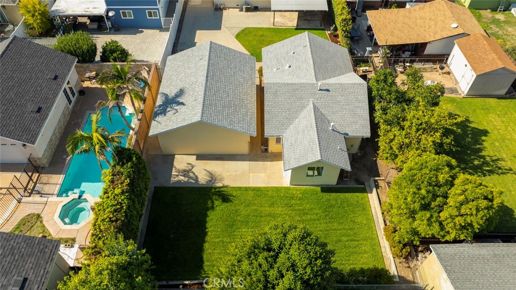 10404 Leolang Avenue Sunland, CA 91040 - Photo 32 of 37 an aerial view of residential houses with outdoor space