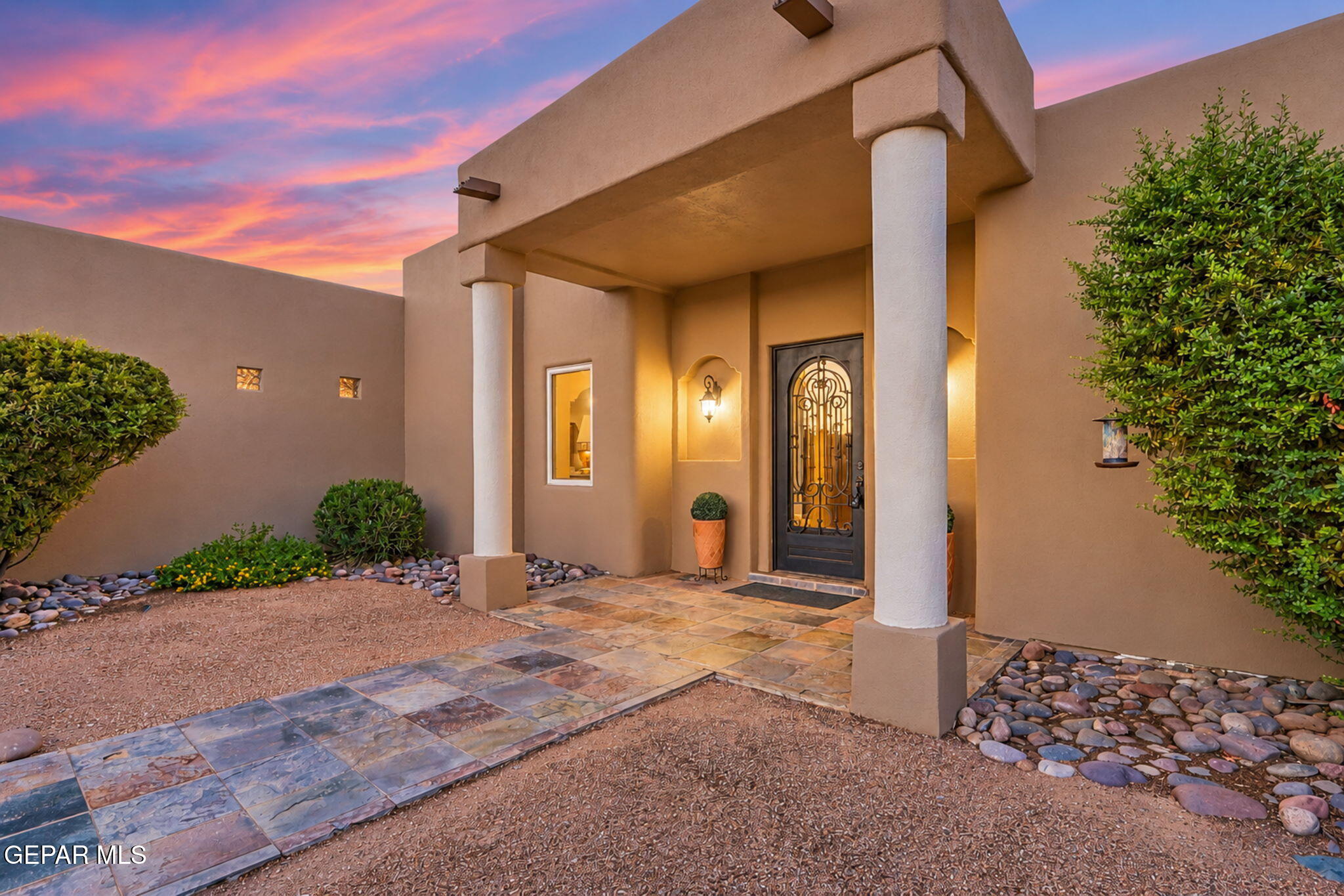 8175 Constitution Road Las Cruces, NM 88007 - Photo 10 of 102 Entrance