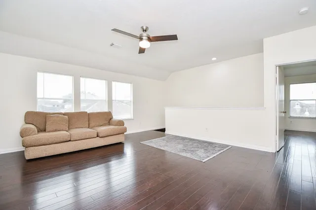 $2,900 | 9641 Weldridge Drive, Sugar Land, TX 77498