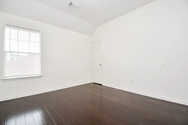 $2,900 | 9641 Weldridge Drive, Sugar Land, TX 77498