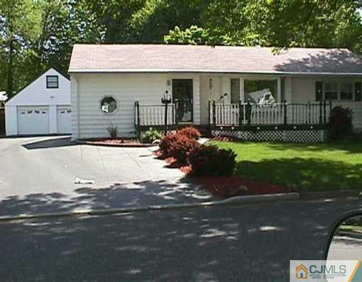 12 Richard Road East Brunswick, NJ 08816 - Photo 1 of 8 Gallery Image 1