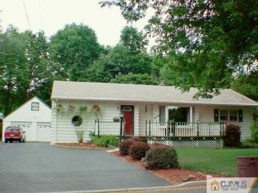 12 Richard Road East Brunswick, NJ 08816 - Photo 7 of 8 Gallery Image 7