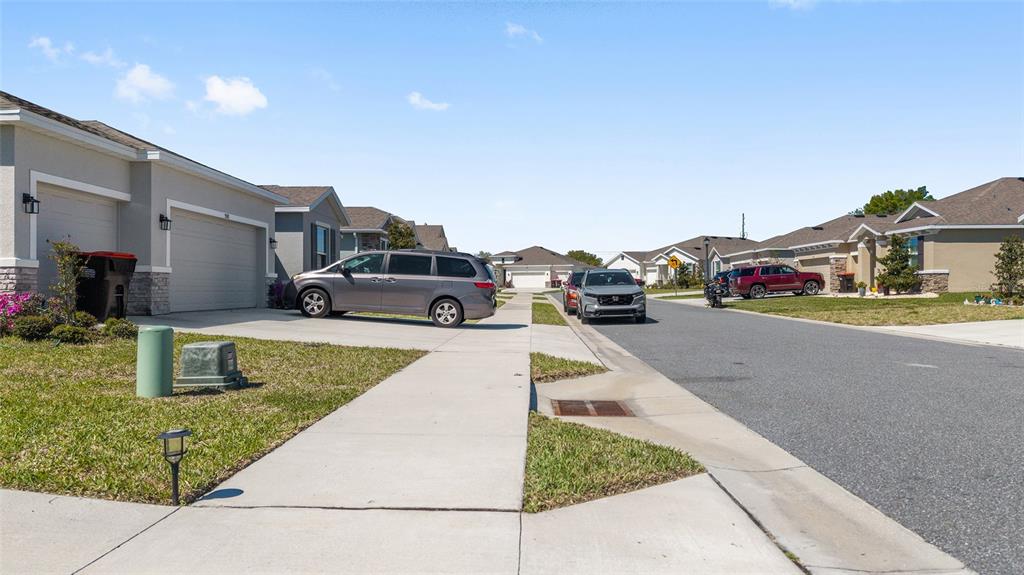 5902 Southwest 80th Place Ocala, FL 34476 - Photo 5 of 84