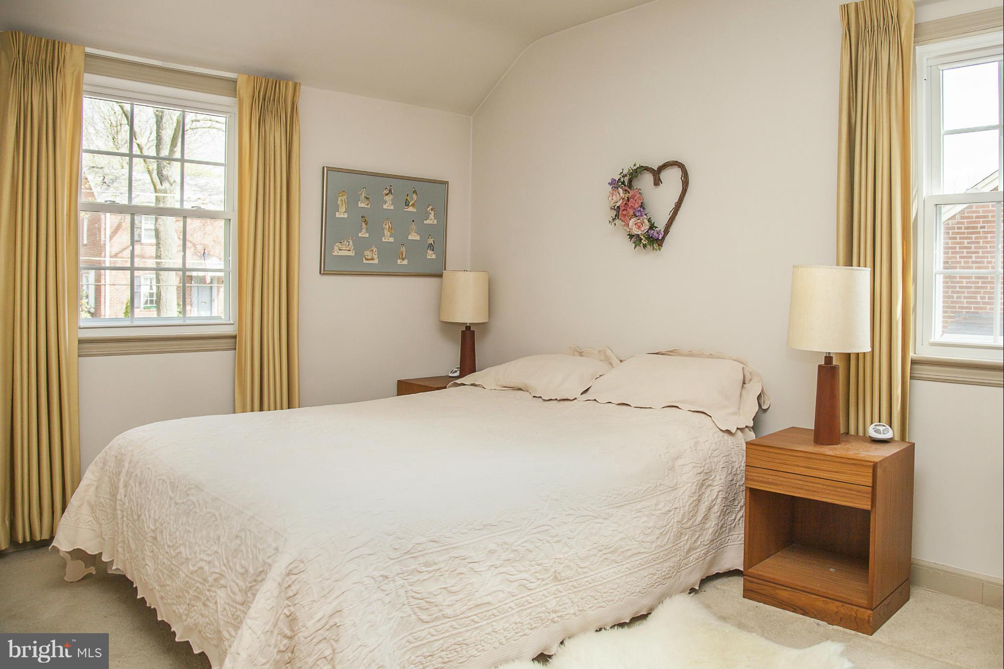 310 Penwood Road Silver Spring, MD 20901 - Photo 8 of 18 Bedroom (Master)