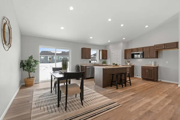 $424,900 | 2662 Lawrence Lane, Neenah, WI 54956