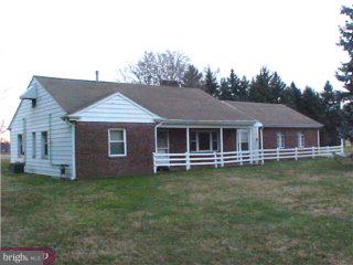 6 Woosamonsa Road Pennington, NJ 08534 - Photo 4 of 4