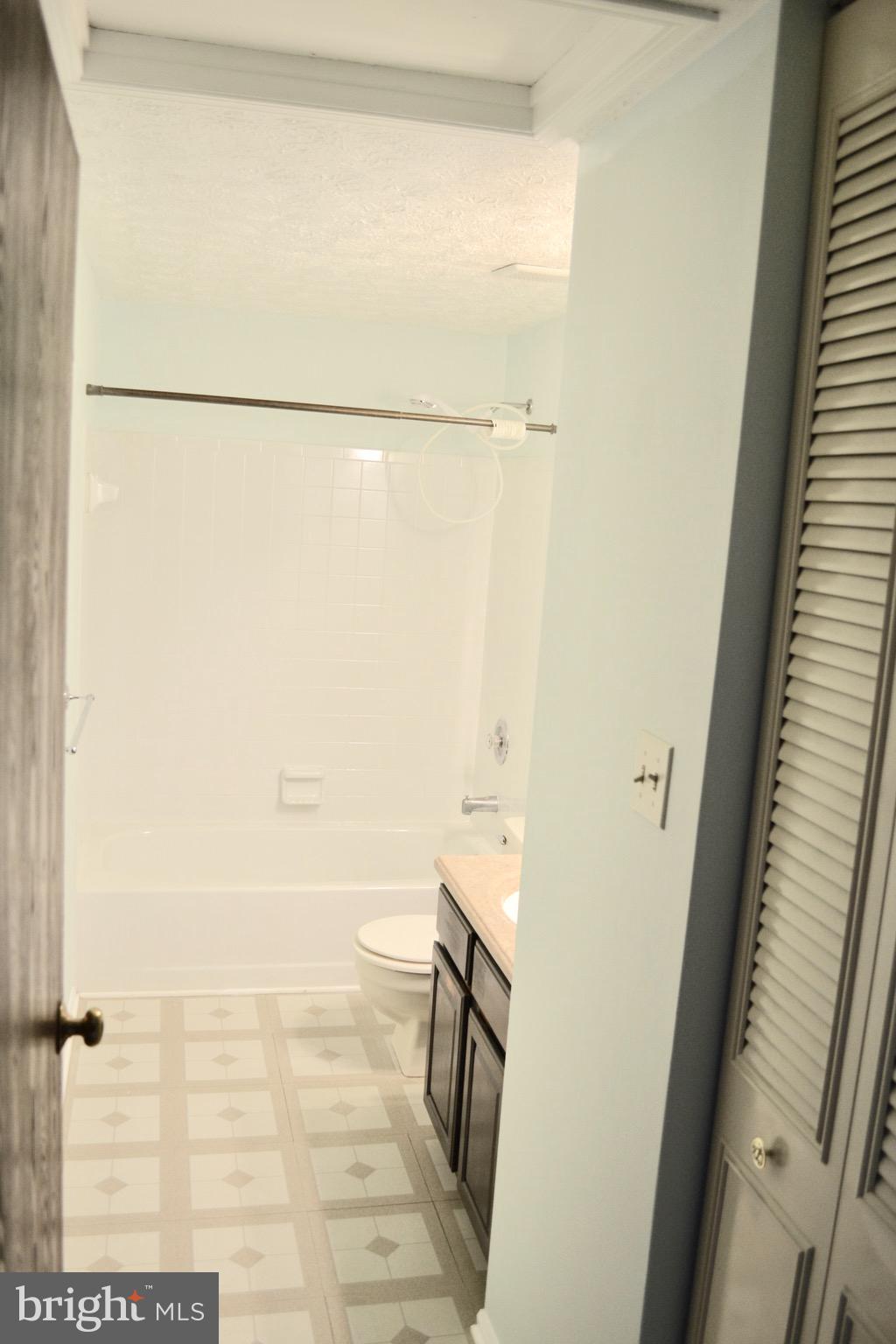 9 Greenleaf Road Baltimore, MD 21234 - Photo 11 of 24 Main Bathroom