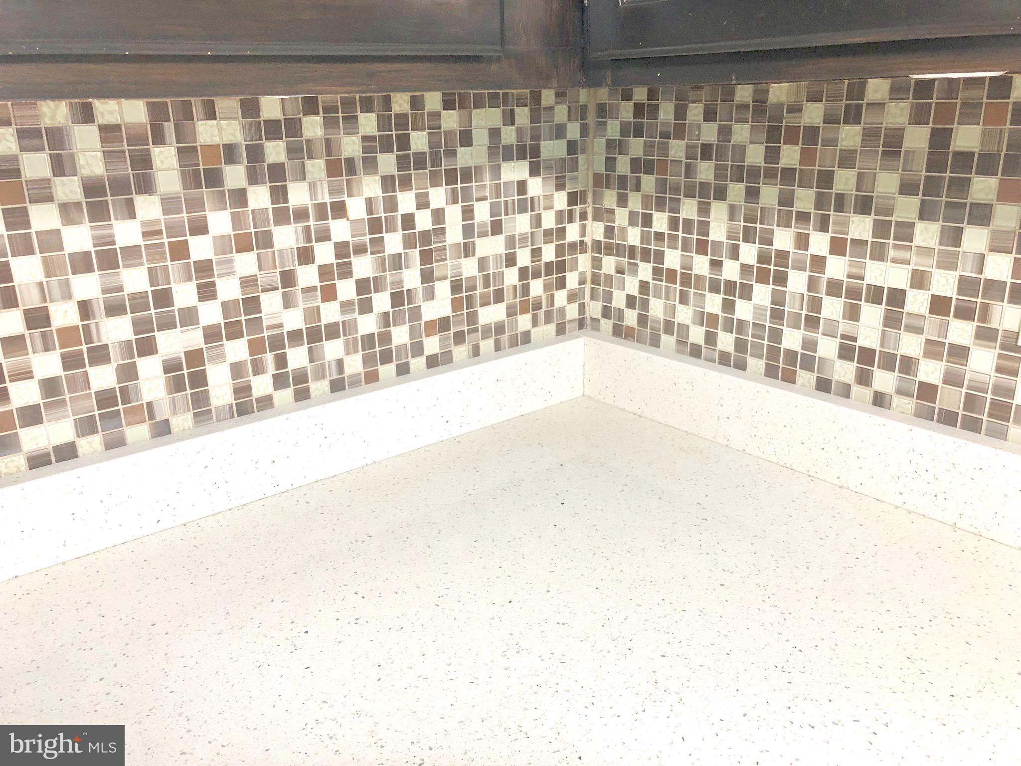 9 Greenleaf Road Baltimore, MD 21234 - Photo 6 of 24 New quartz countertops!
