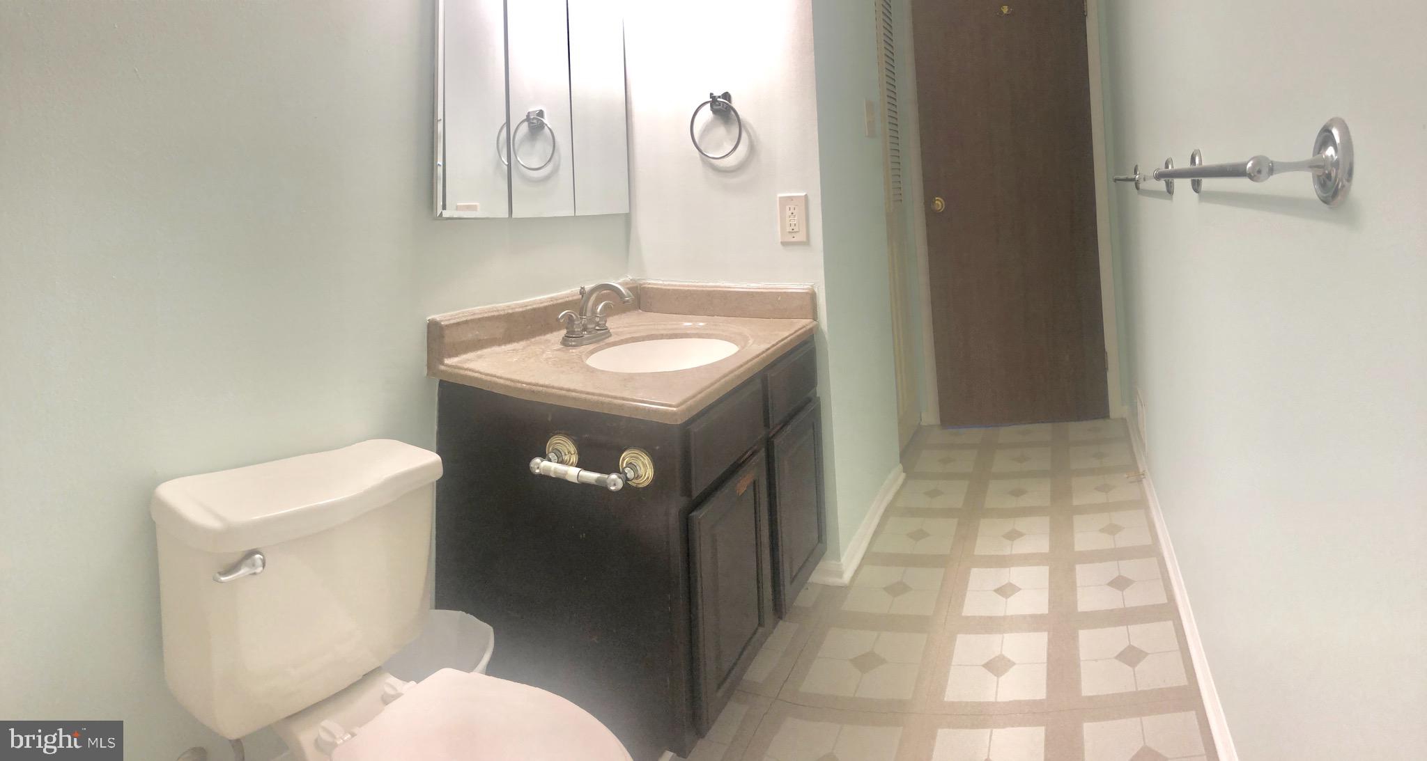 9 Greenleaf Road Baltimore, MD 21234 - Photo 10 of 24 Main Bathroom
