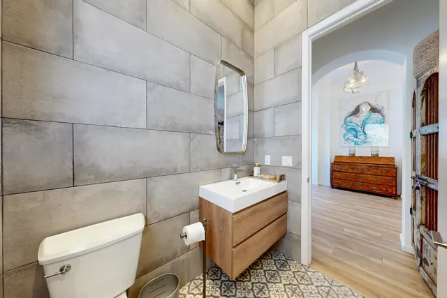 $2,999,000 | 142 Porto Vecchio Way, Palm Beach Gardens, FL 33418