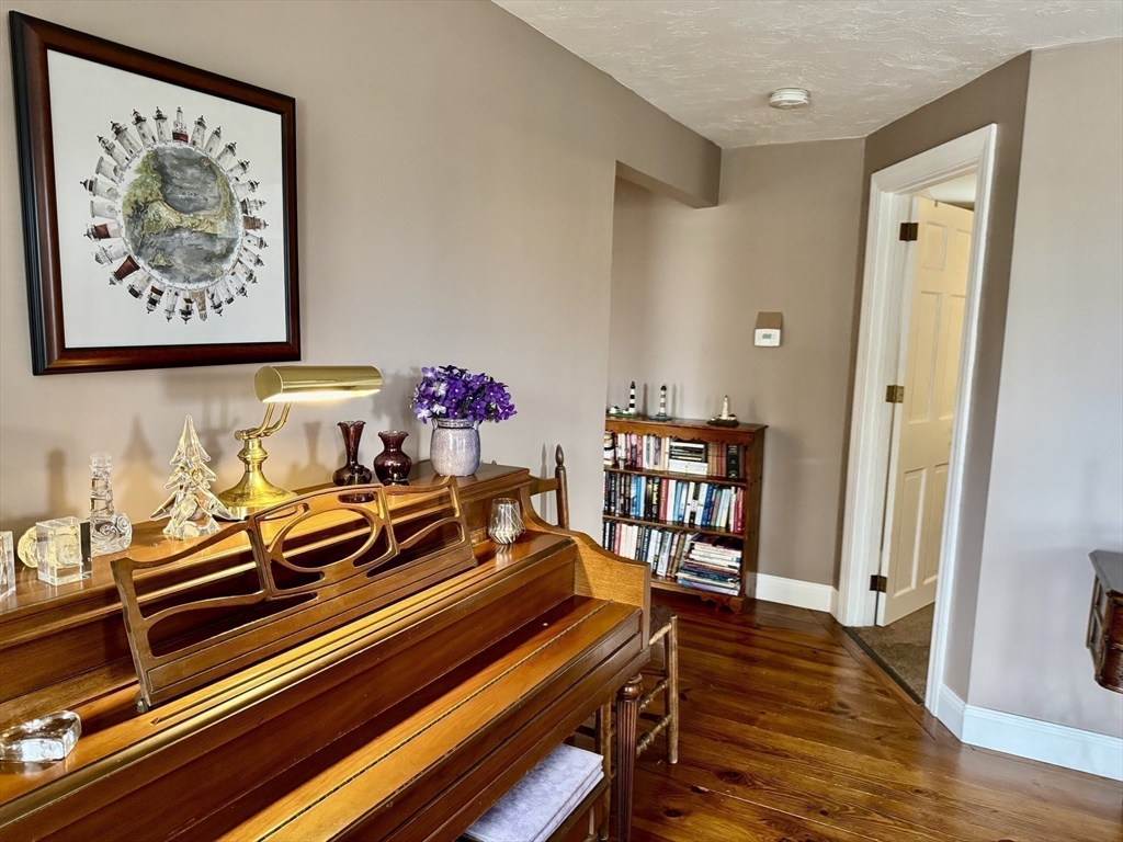 3327 Chestnut Hill Avenue Athol, MA 01331 - Photo 21 of 41