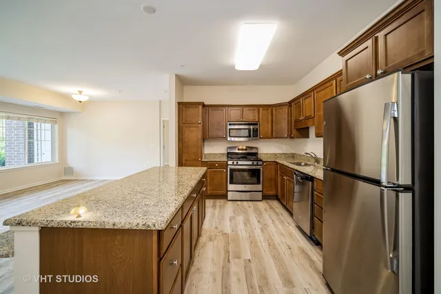 $439,000 | 2220 Founders Way, Unit P102, Northbrook, IL 60062