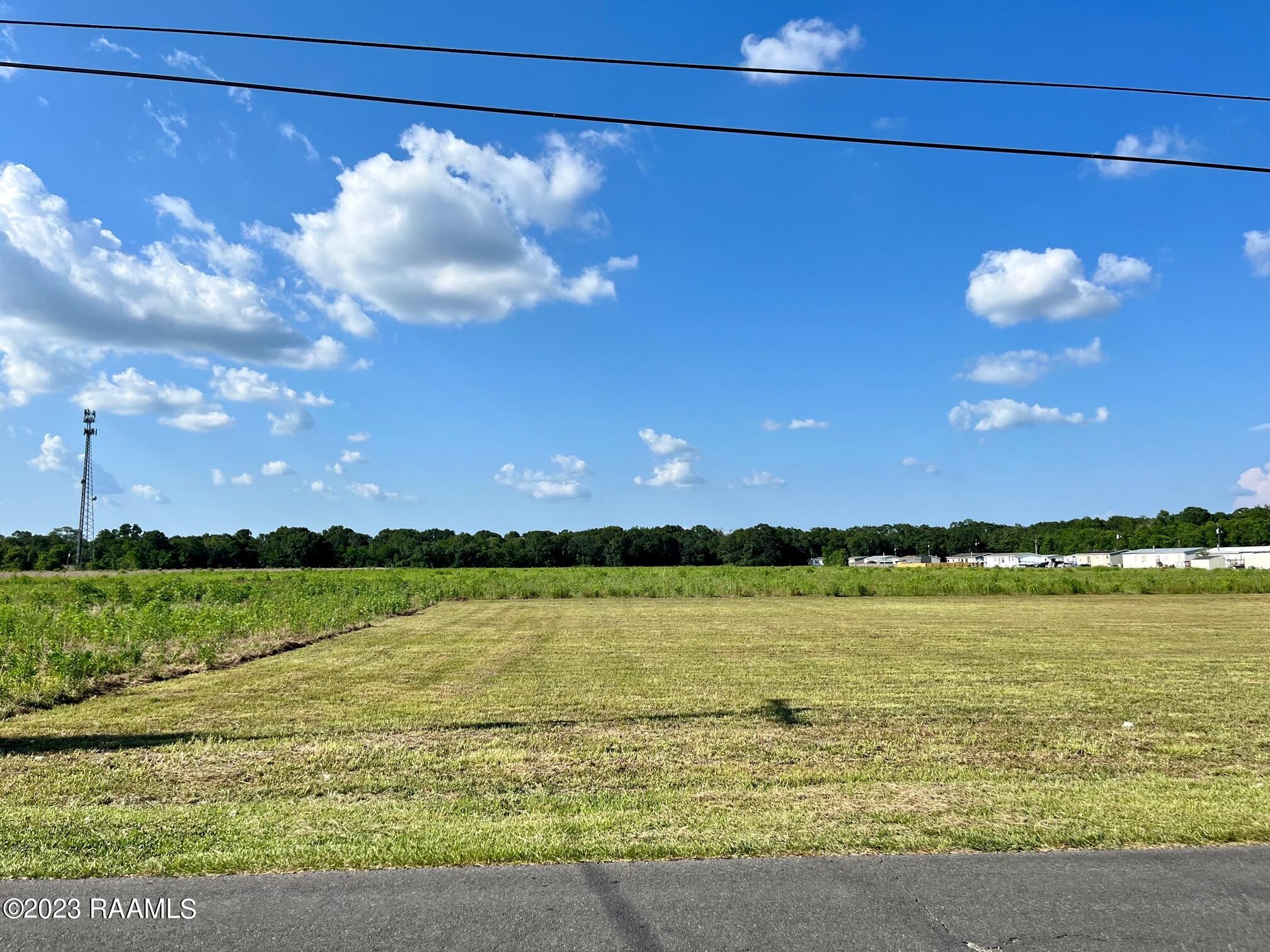 1 Sieber Road, Unit R St. Martinville, LA 70582 - Photo 4 of 4 IMG_4196 (2)